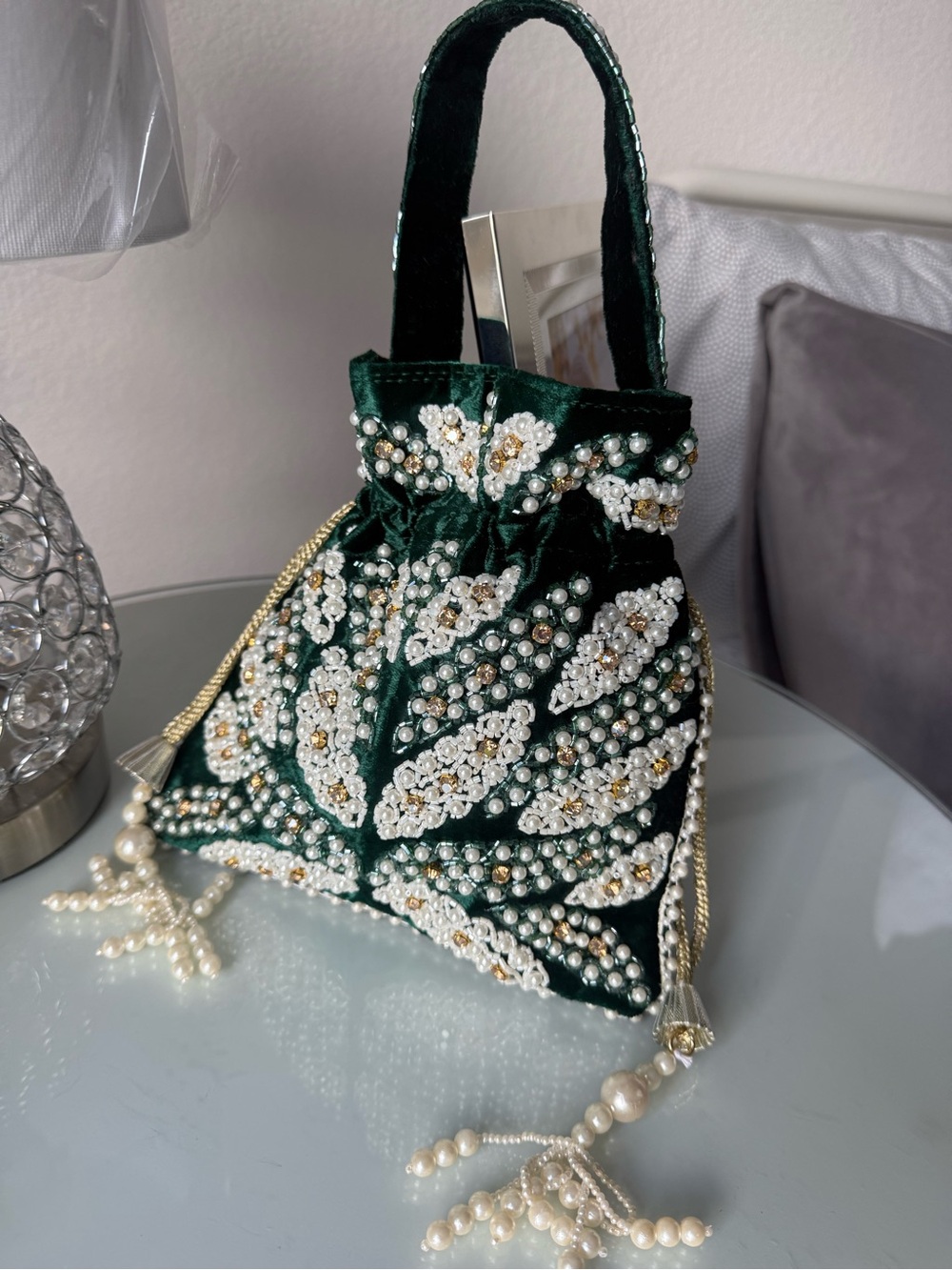 Embellished Dark Green Velvet Evening Bag with Pearl Tassels